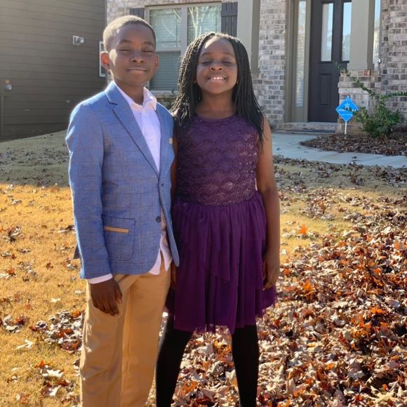 Meet your Posher, Modupe - Picture 1 of 1